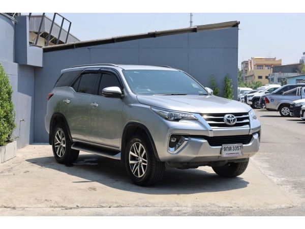 2019 TOYOTA FORTUNER 2.8 V navi auto รูปที่ 0